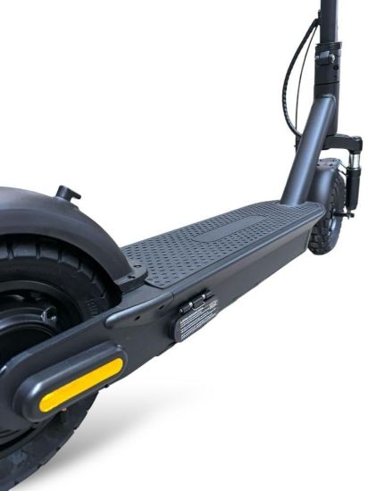 صورة سكوتر ماكس برو كبير 2025